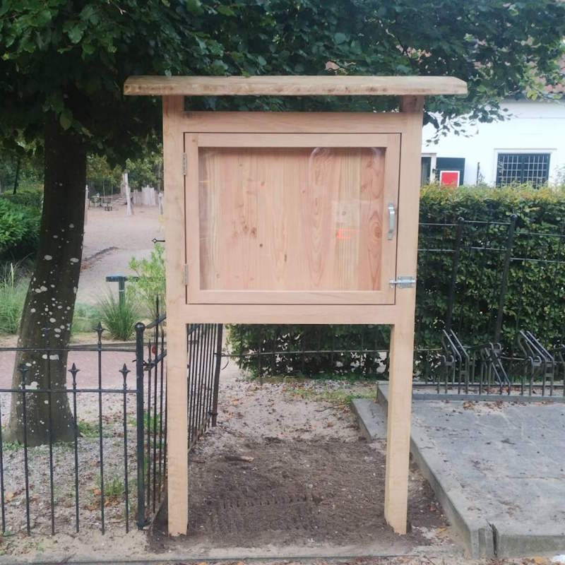 Schaukasten aus Holz für außen wetterfest für Speisekarten und Vereinsmitteilungen